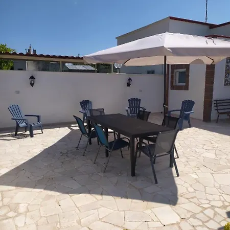 Camilla E Donato Holiday home