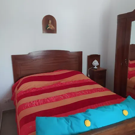 Camilla E Donato Prázdninový dům